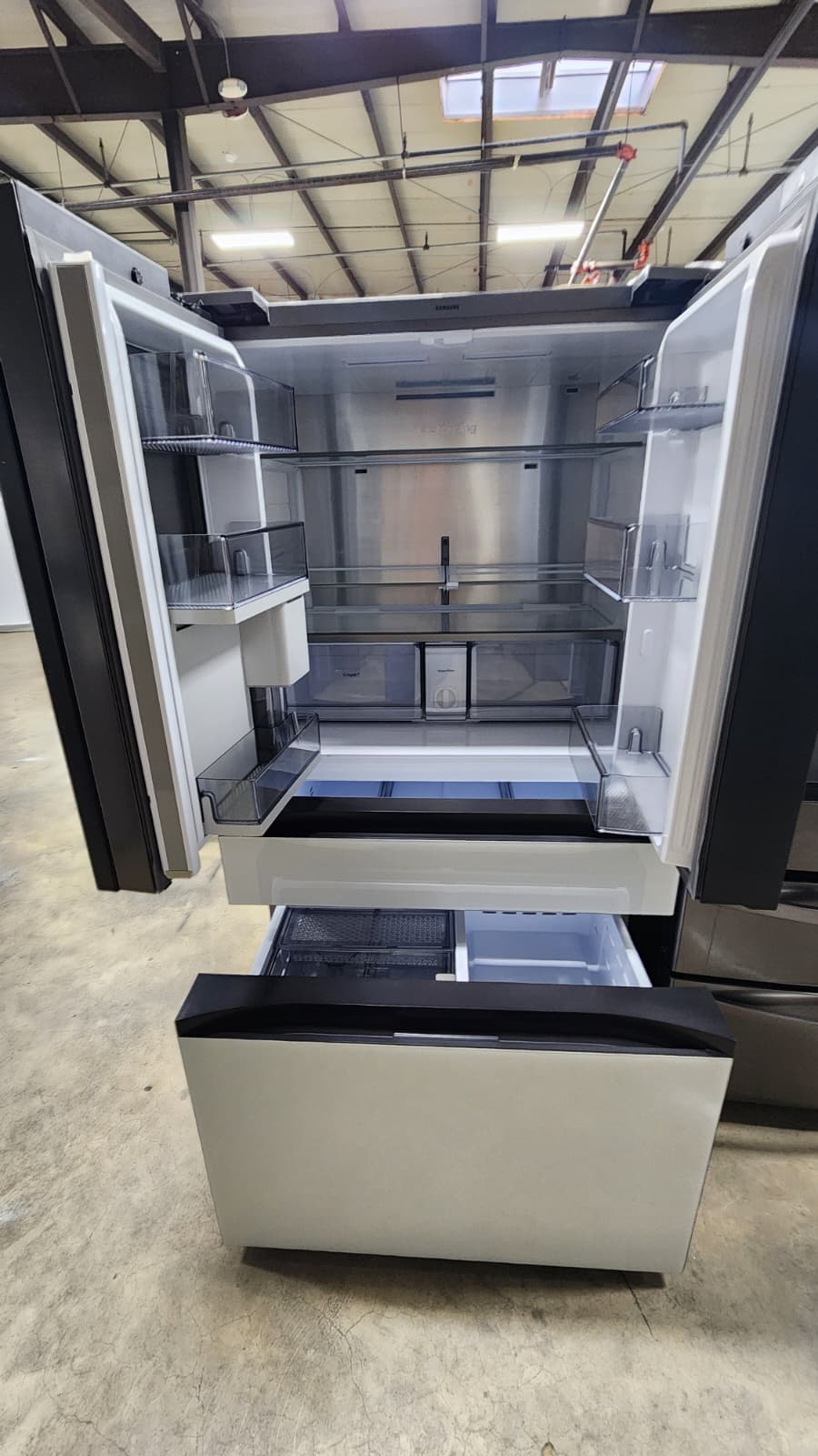 Samsung RF23BB890012 Stunning Bespoke French Door Fridge- White Glass - Image 3