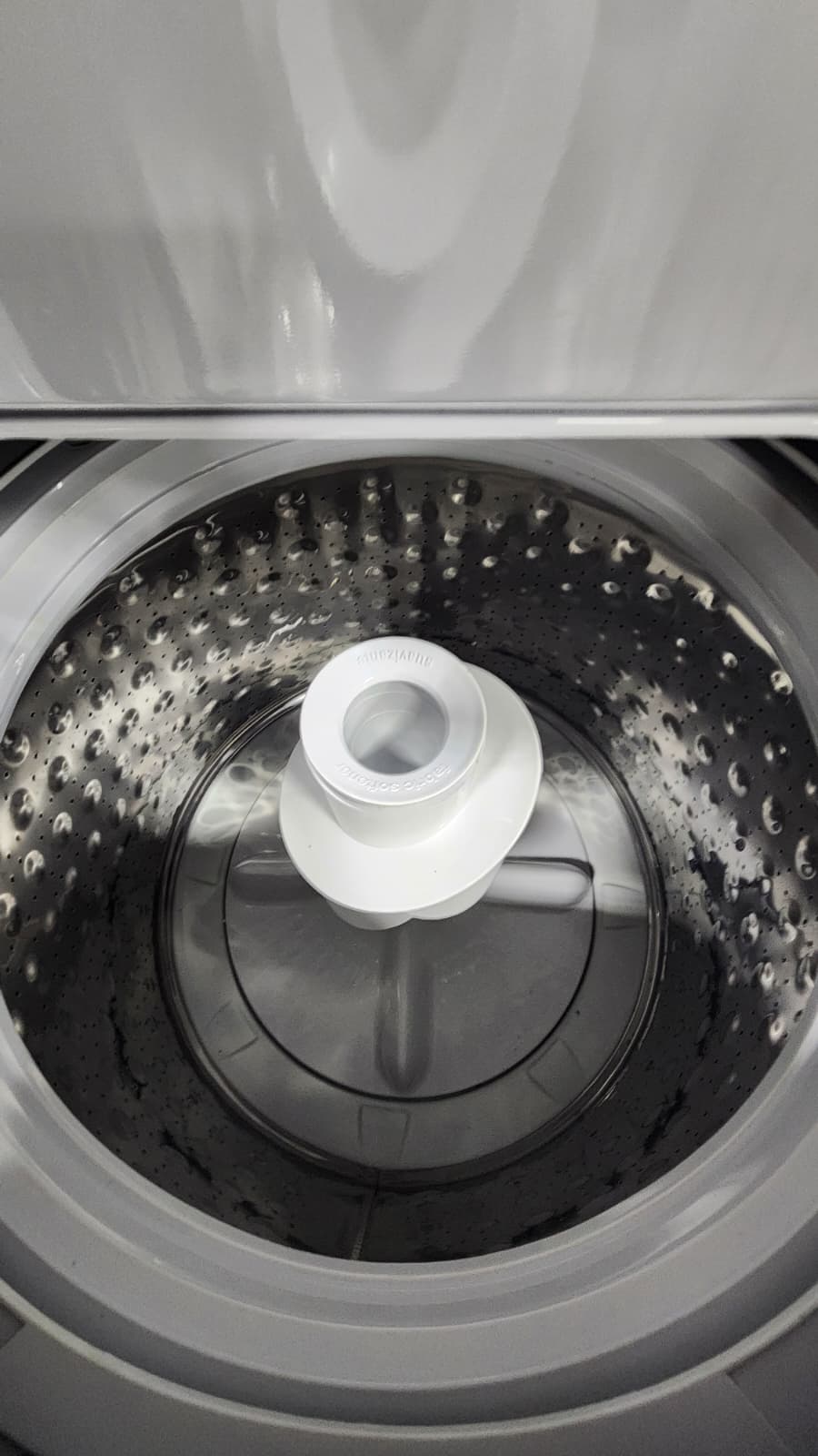 GE GUD27ESSMWW Stacked Washer Dryer Combo, White - Image 3